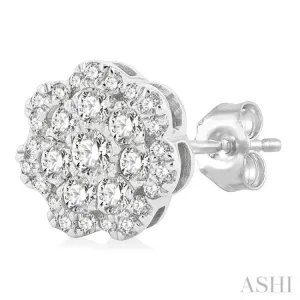 1/2 ctw Flower Pattern Round Cut Diamond Fashion Stud Earrings in 14K White Gold