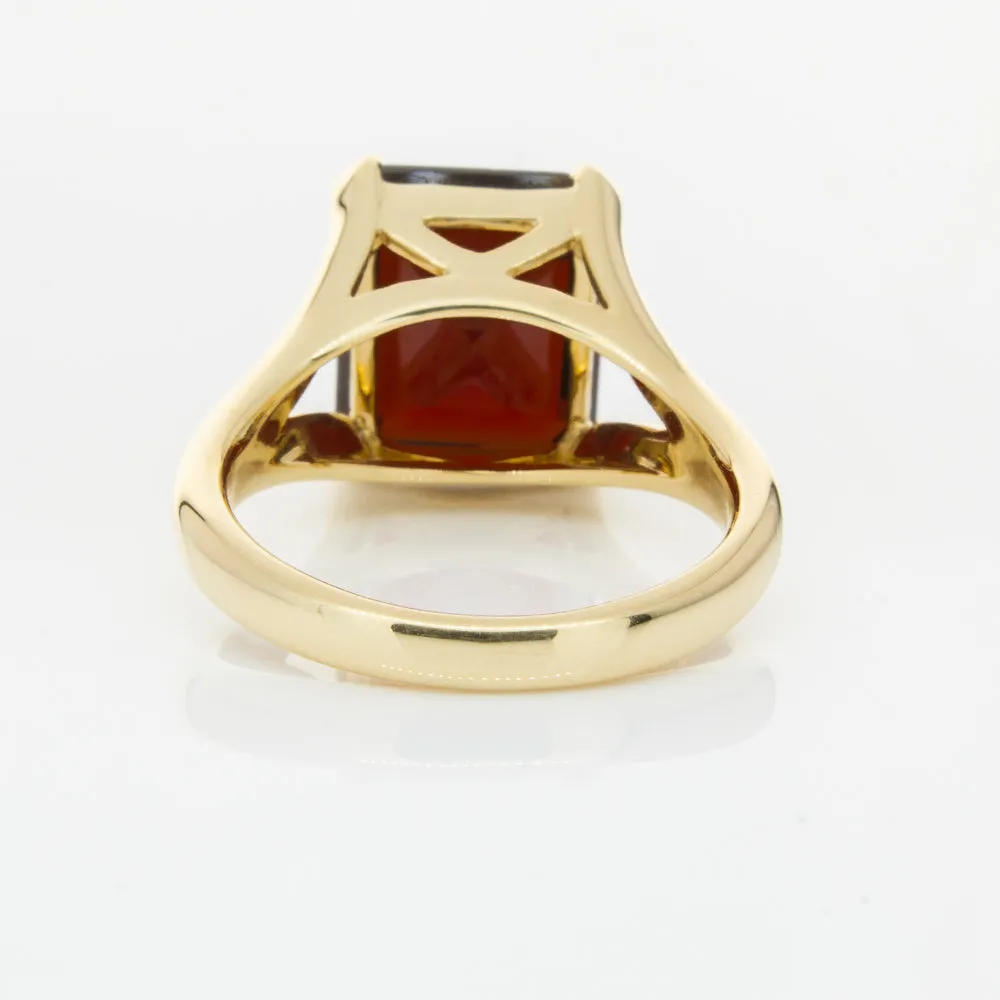 14ct Yellow Gold Garnet Verona Ring