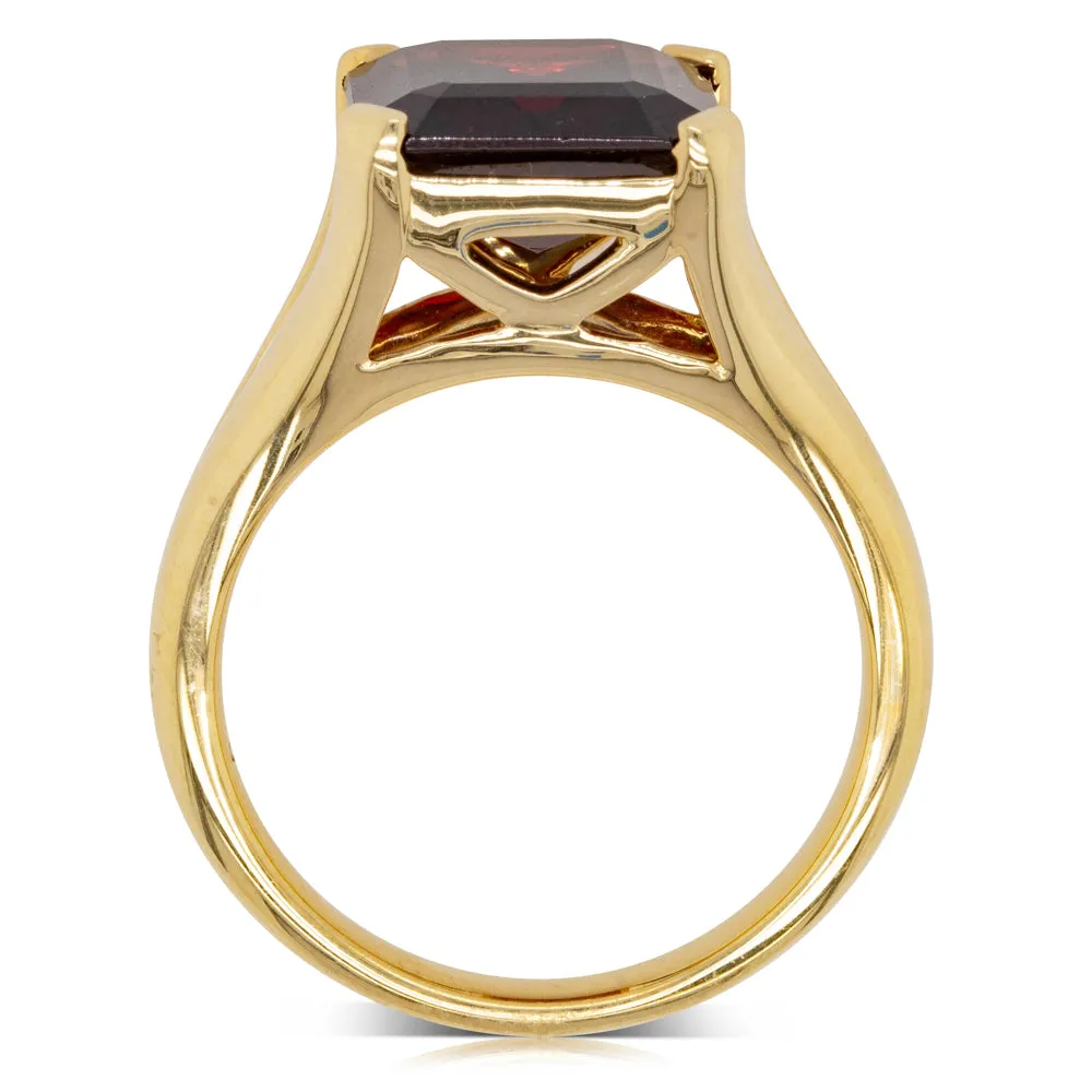 14ct Yellow Gold Garnet Verona Ring