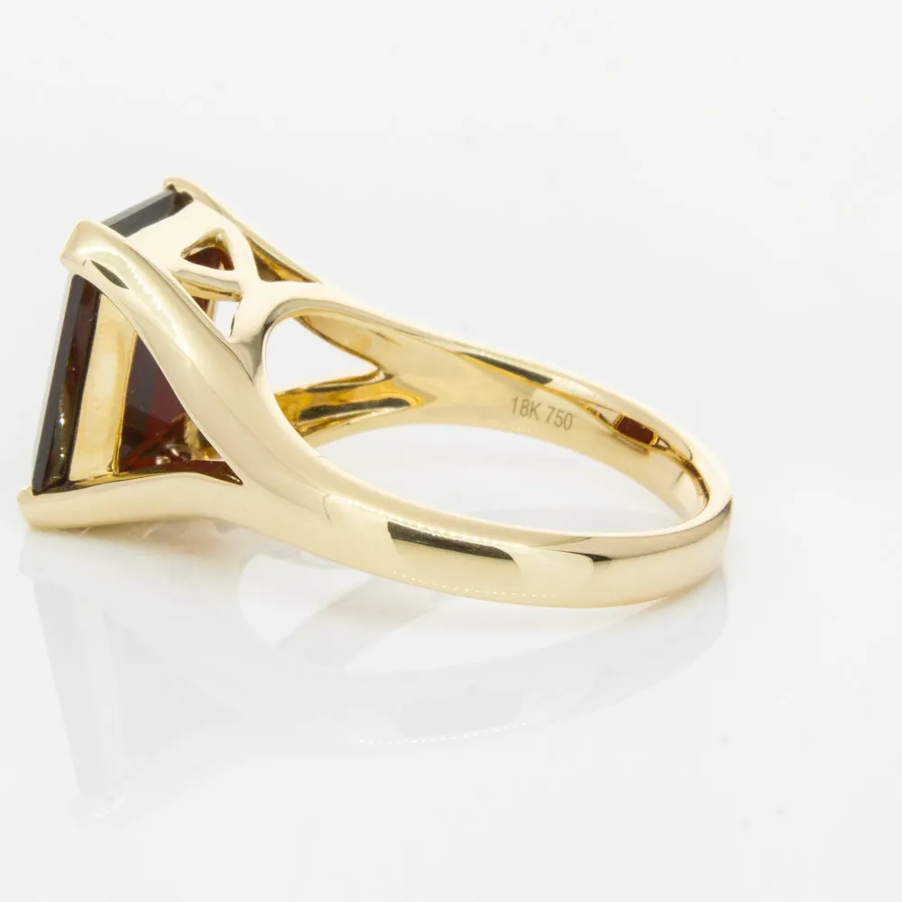 14ct Yellow Gold Garnet Verona Ring