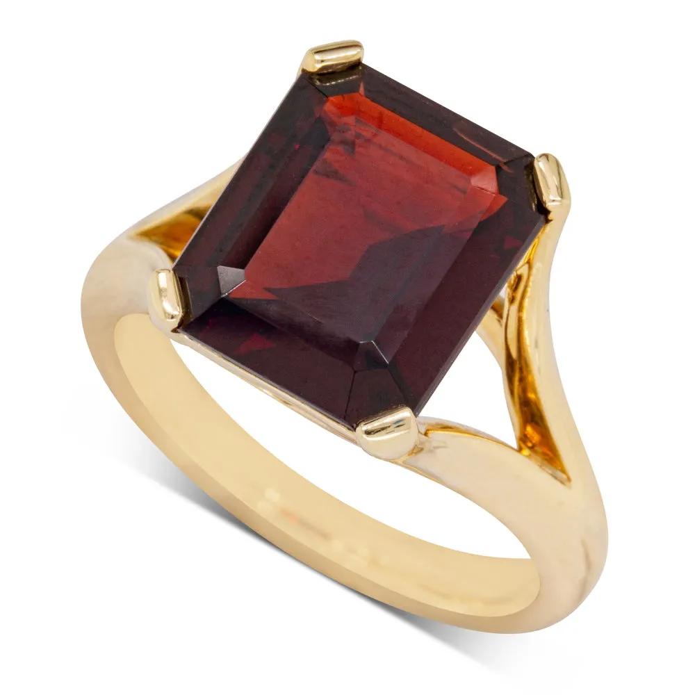 14ct Yellow Gold Garnet Verona Ring