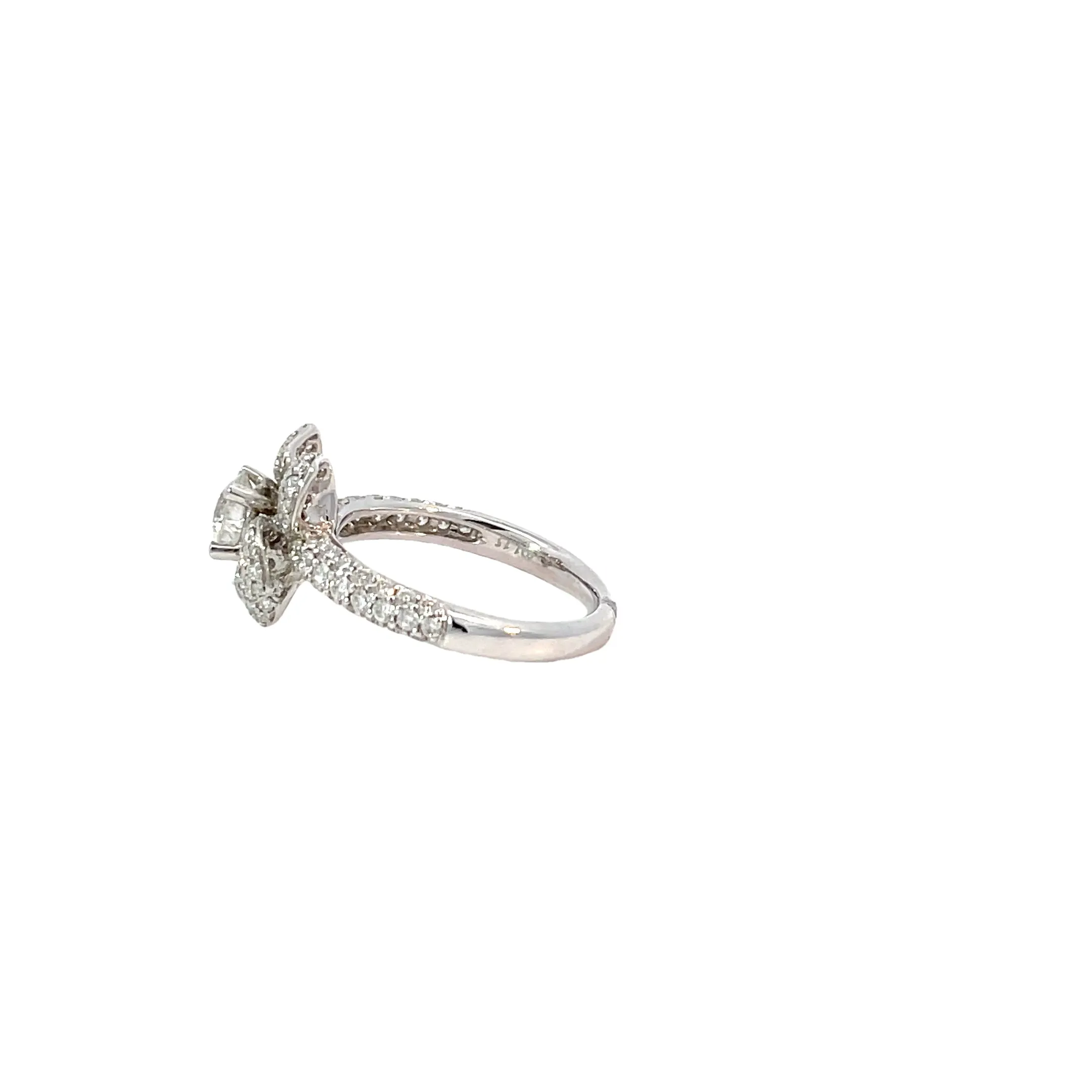 18 Karat White Gold Diamond Flower Ring