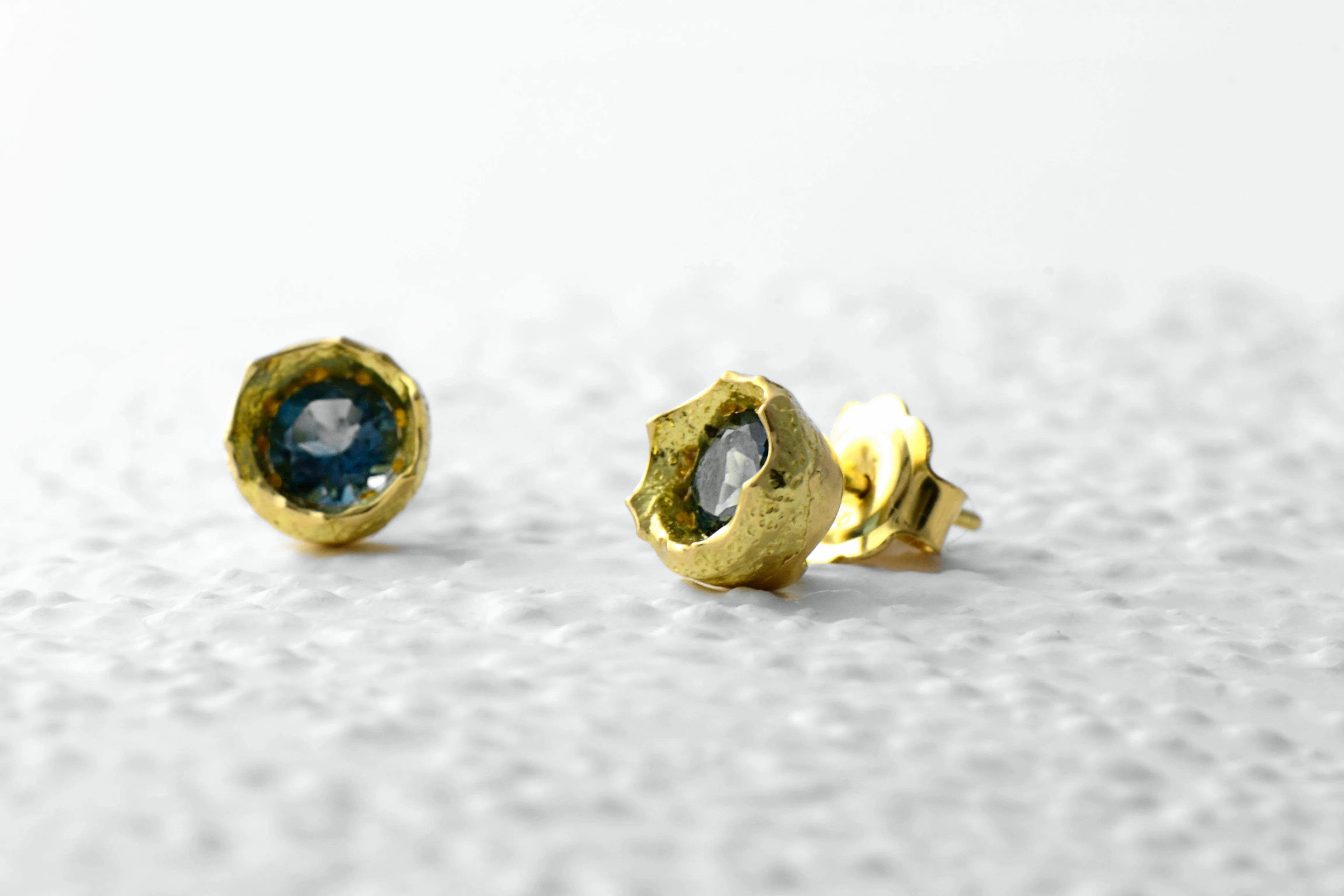 18ct fairtrade gold stud earrings with a 5 mm gemstone