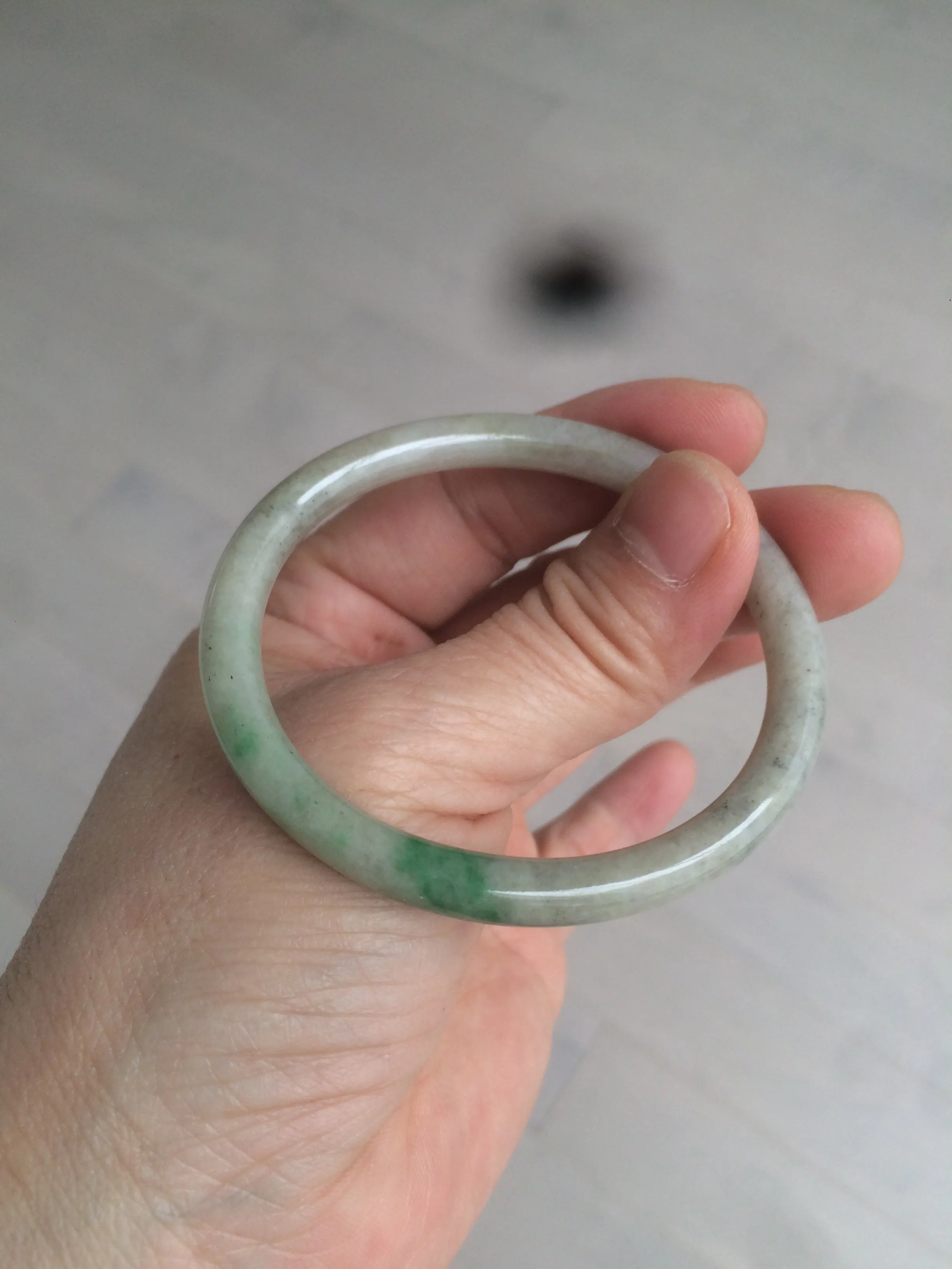 48mm certified Type A 100% Natural sunny green/dark green/gray/black round cut Jadeite Jade bangle am64-6622