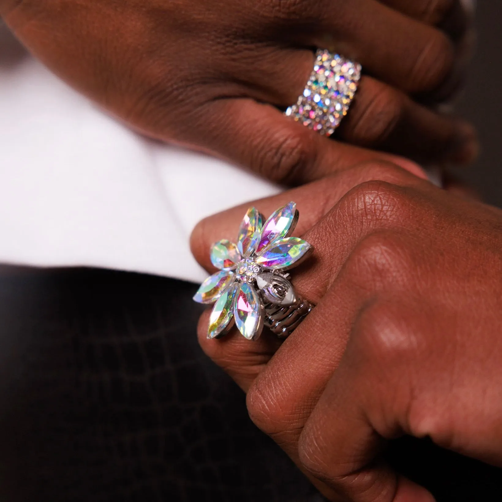 ARIA - ab silver marquise rhinestone stretch flower ring