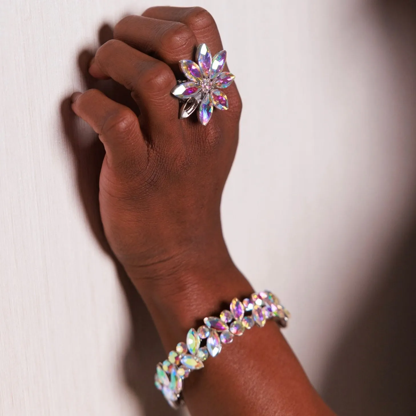 ARIA - ab silver marquise rhinestone stretch flower ring