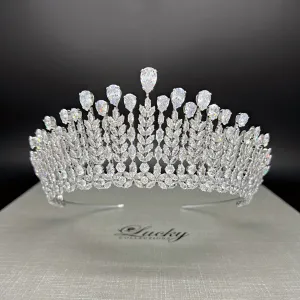Bridal Tiara, Quinceanera Corona, Regal Crystal Shine Tiara for Quince, Crown for Bride