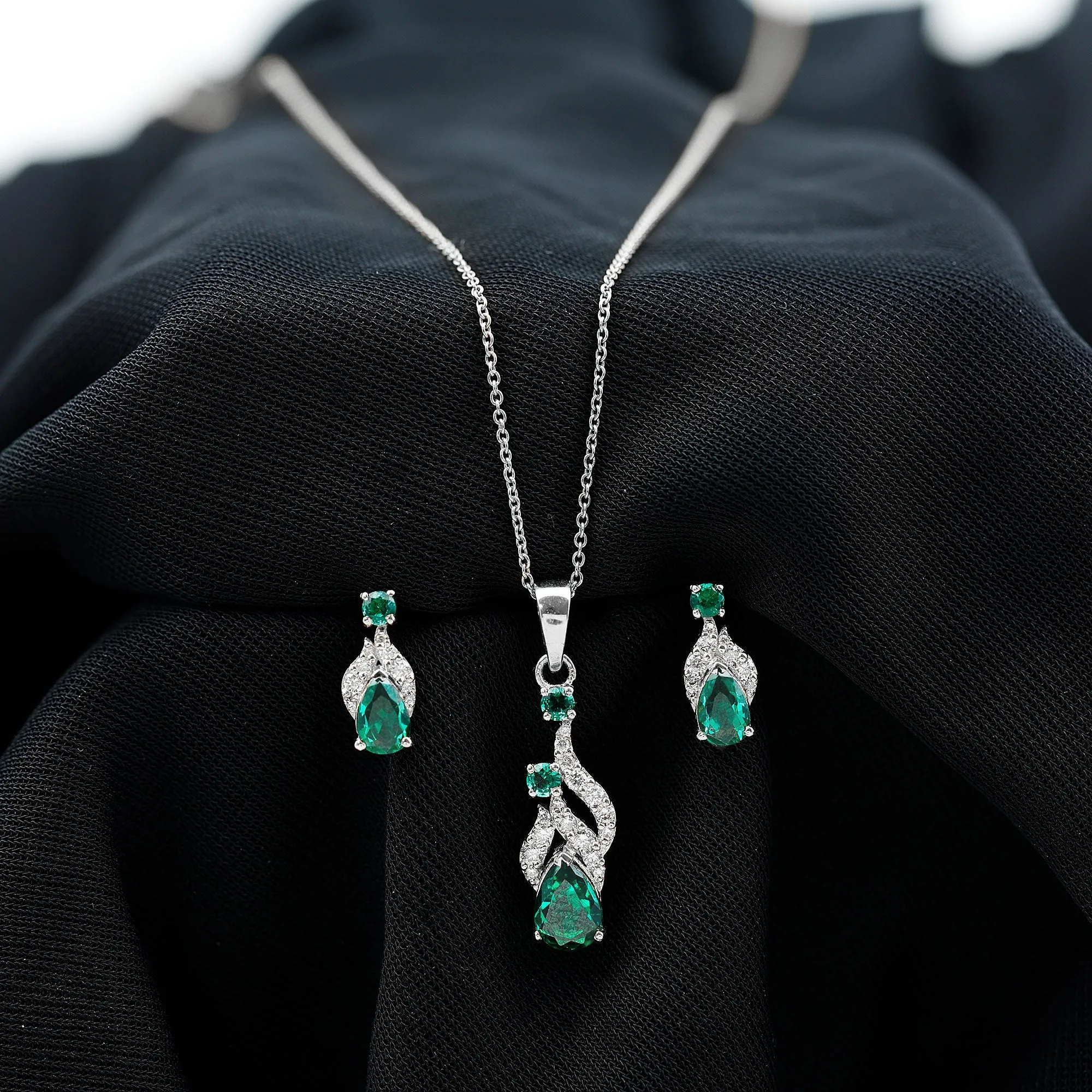 Designer Created Emerald and Diamond Dangle Jewelry Set
