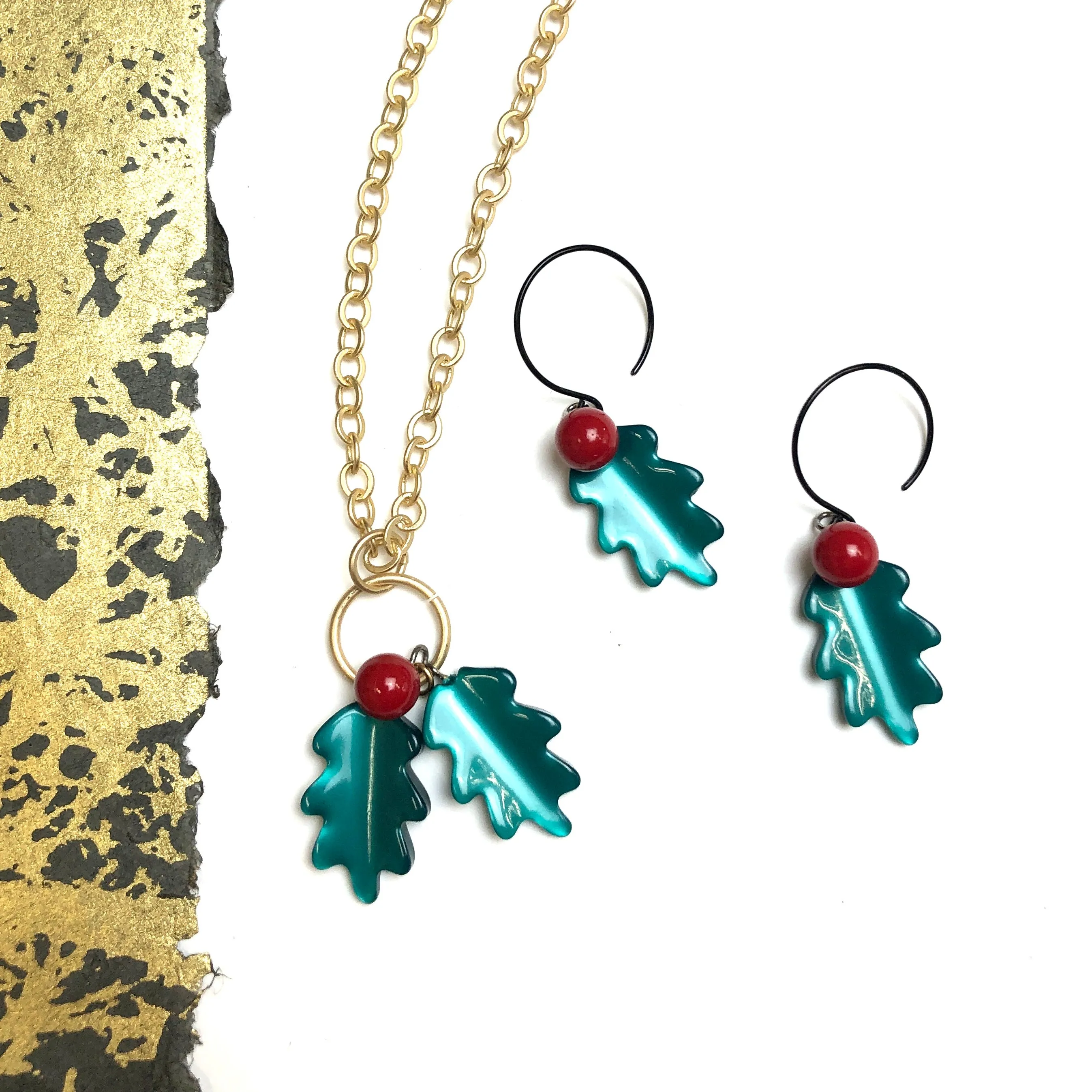 Emerald Moonglow Holly Drop Necklace