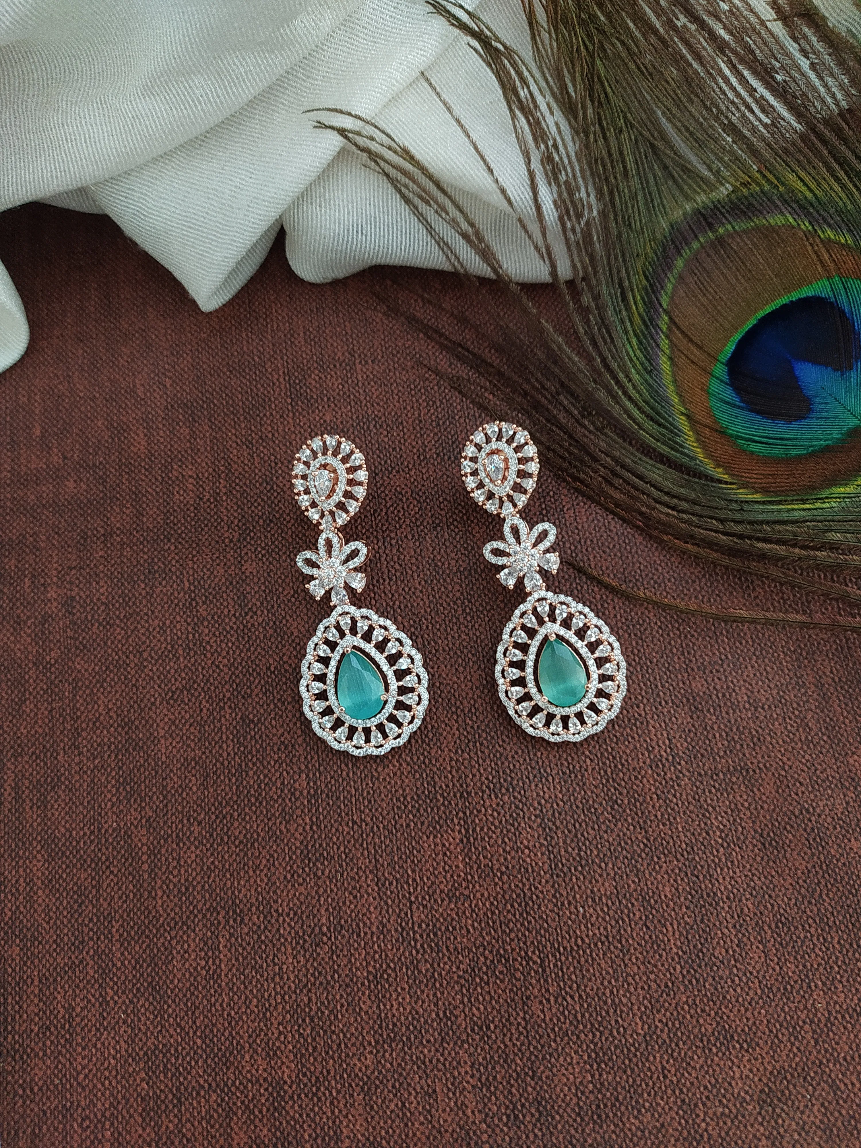 Exquisite Rose Gold-Plated Zircon Necklace Set