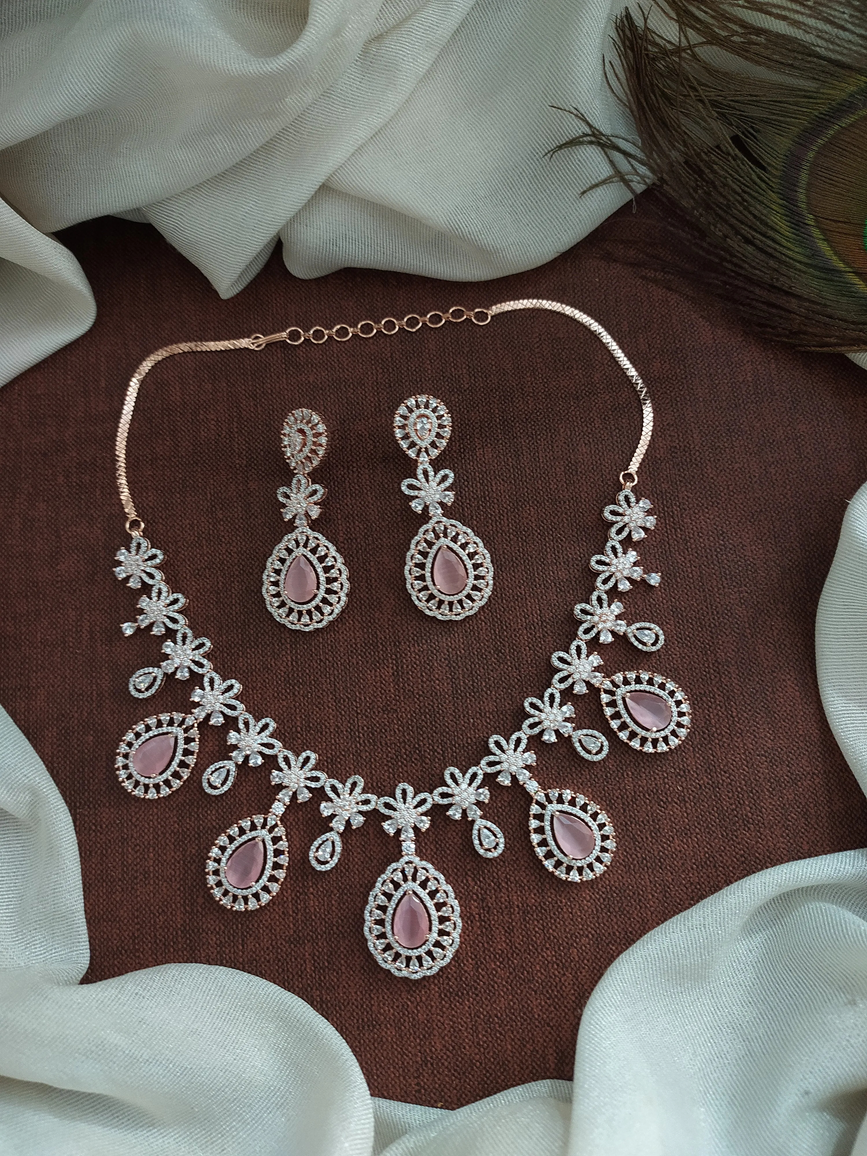 Exquisite Rose Gold-Plated Zircon Necklace Set