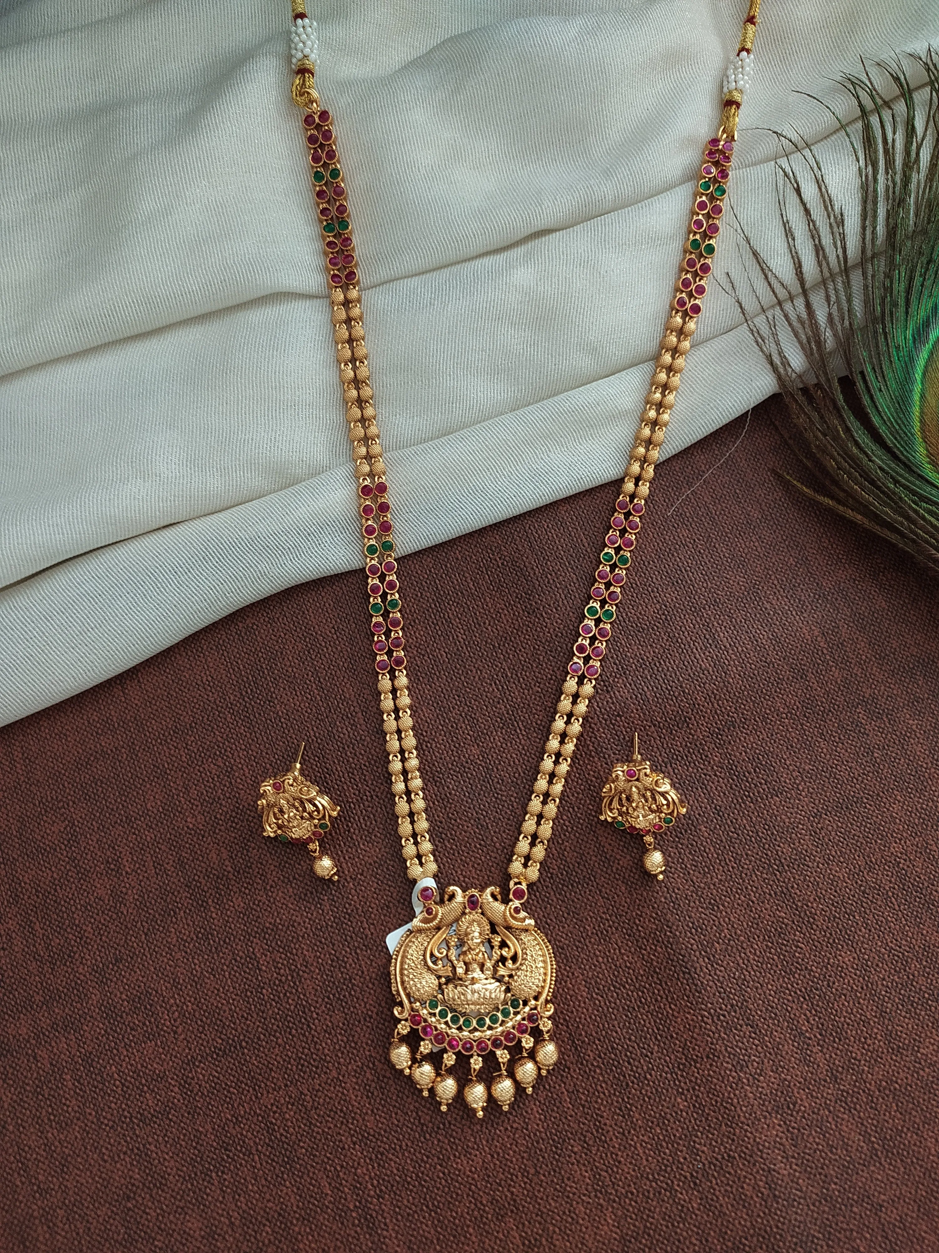 Matt Finish Lakshmi Mala Set in Ruby & Green