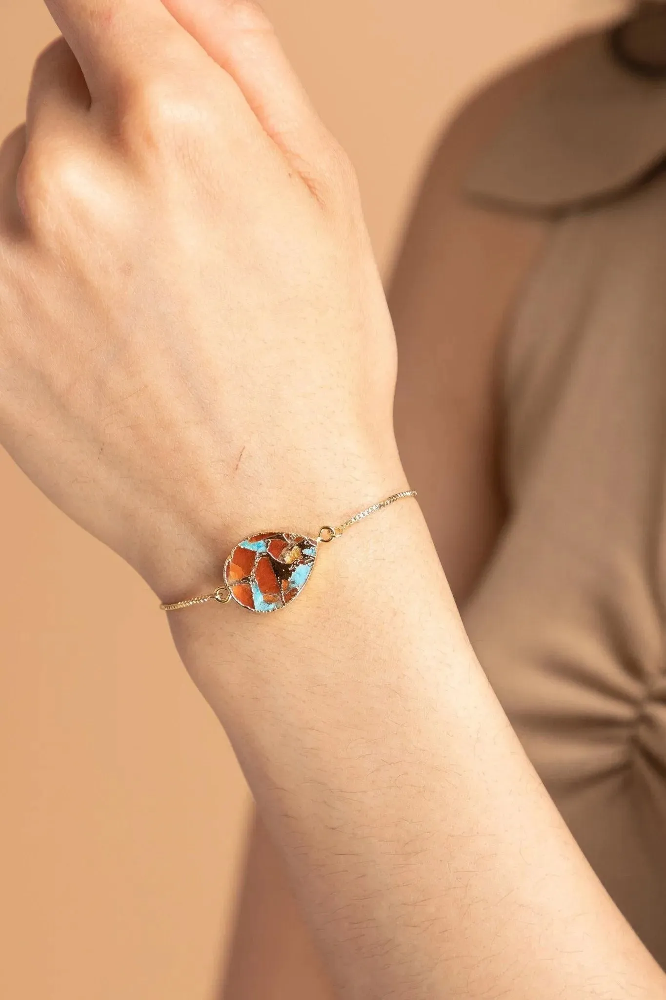 Mojave Pear Stone Bracelet