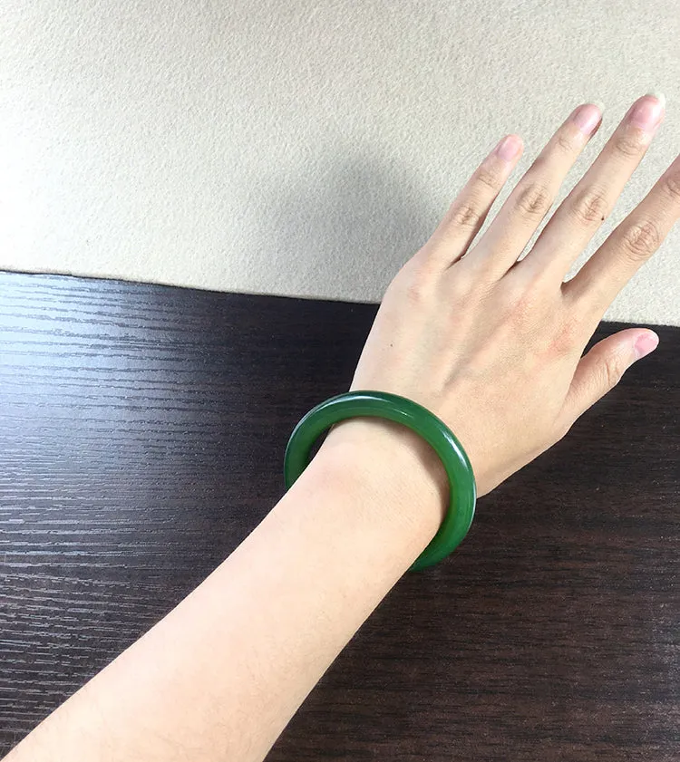 Natural Jade Bangle Nephrite Bangle Internal Diameter 54.3mm NBE040