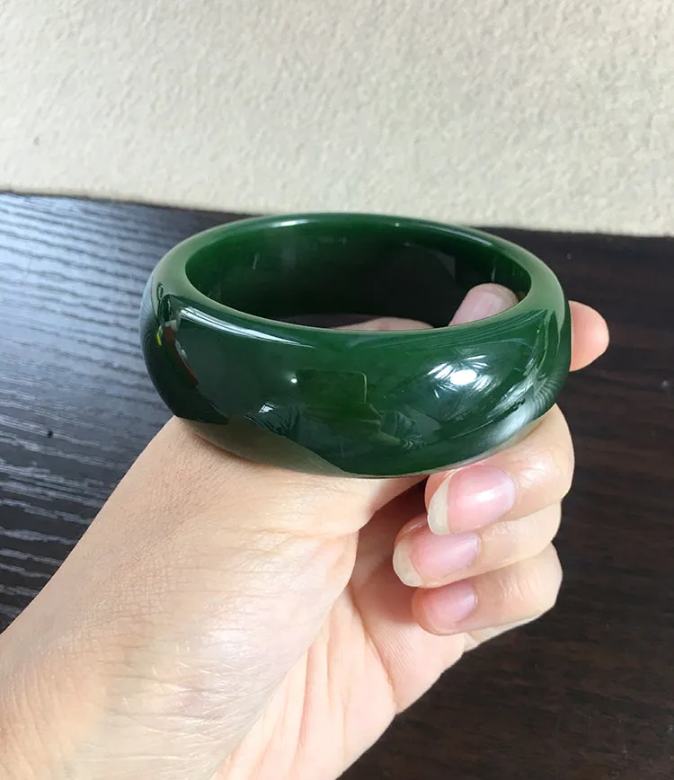 Natural Jade Bangle Nephrite Bangle Internal Diameter 60mm NBE038