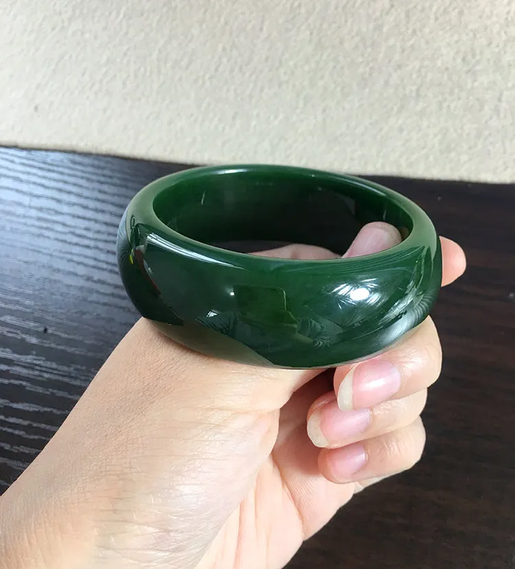 Natural Jade Bangle Nephrite Bangle Internal Diameter 60mm NBE038