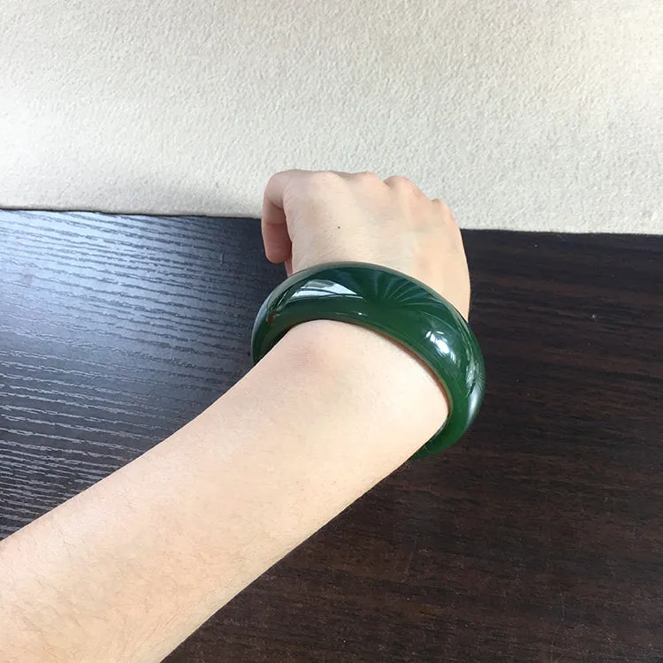 Natural Jade Bangle Nephrite Bangle Internal Diameter 60mm NBE038