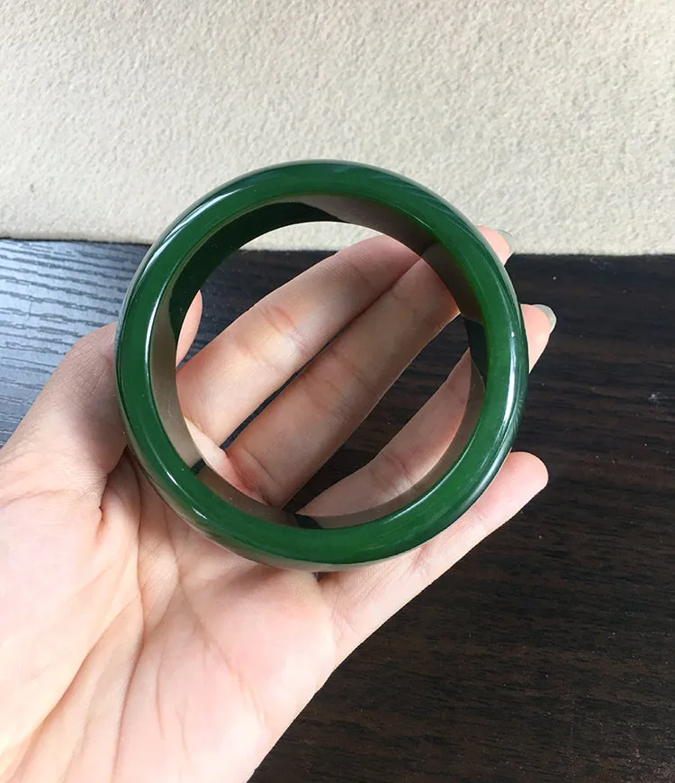 Natural Jade Bangle Nephrite Bangle Internal Diameter 60mm NBE038