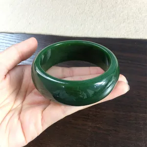 Natural Jade Bangle Nephrite Bangle Internal Diameter 60mm NBE038