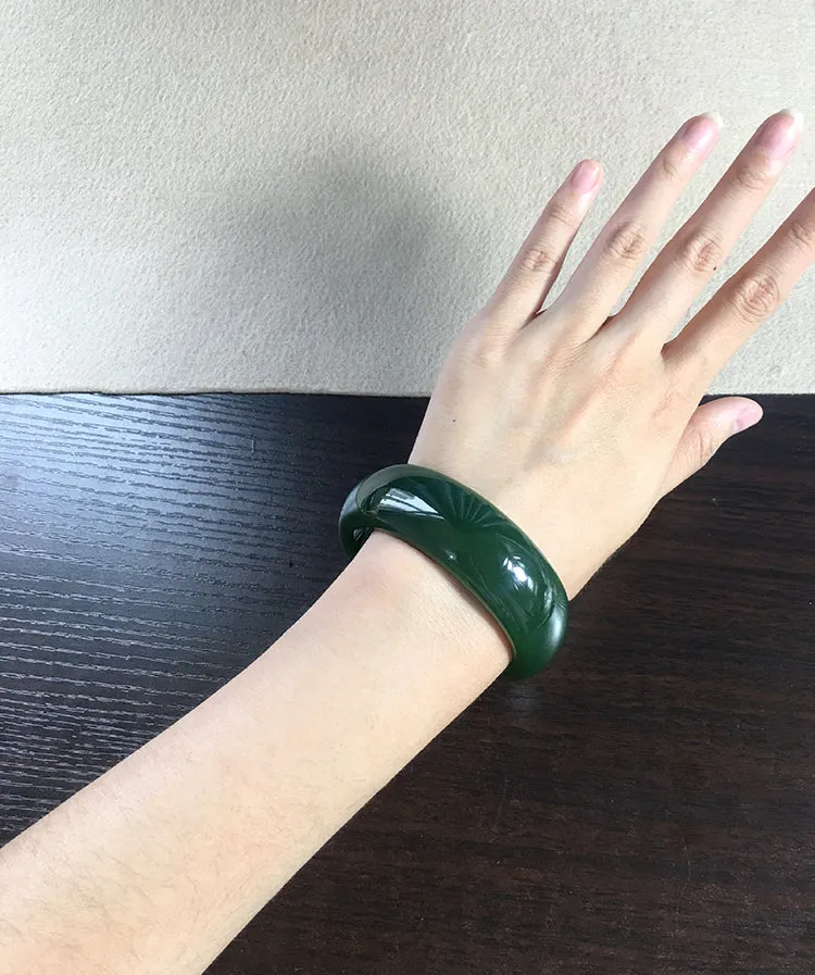 Natural Jade Bangle Nephrite Bangle Internal Diameter 60mm NBE038
