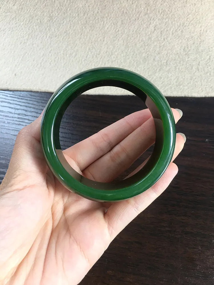 Natural Jade Bangle Nephrite Bangle Internal Diameter 60mm NBE038