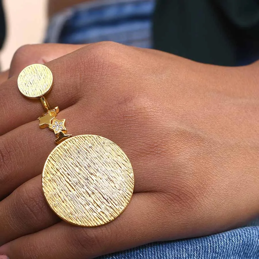 Ocean Disc Wave Cocktail Ring