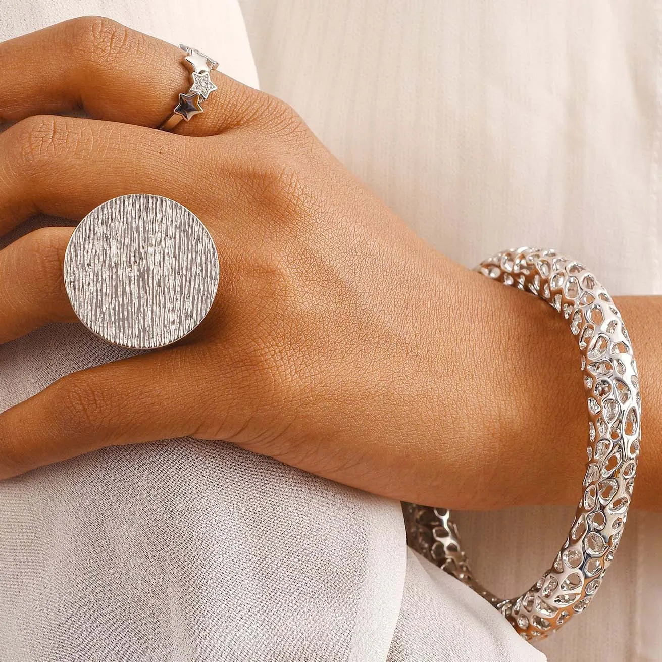 Ocean Disc Wave Cocktail Ring