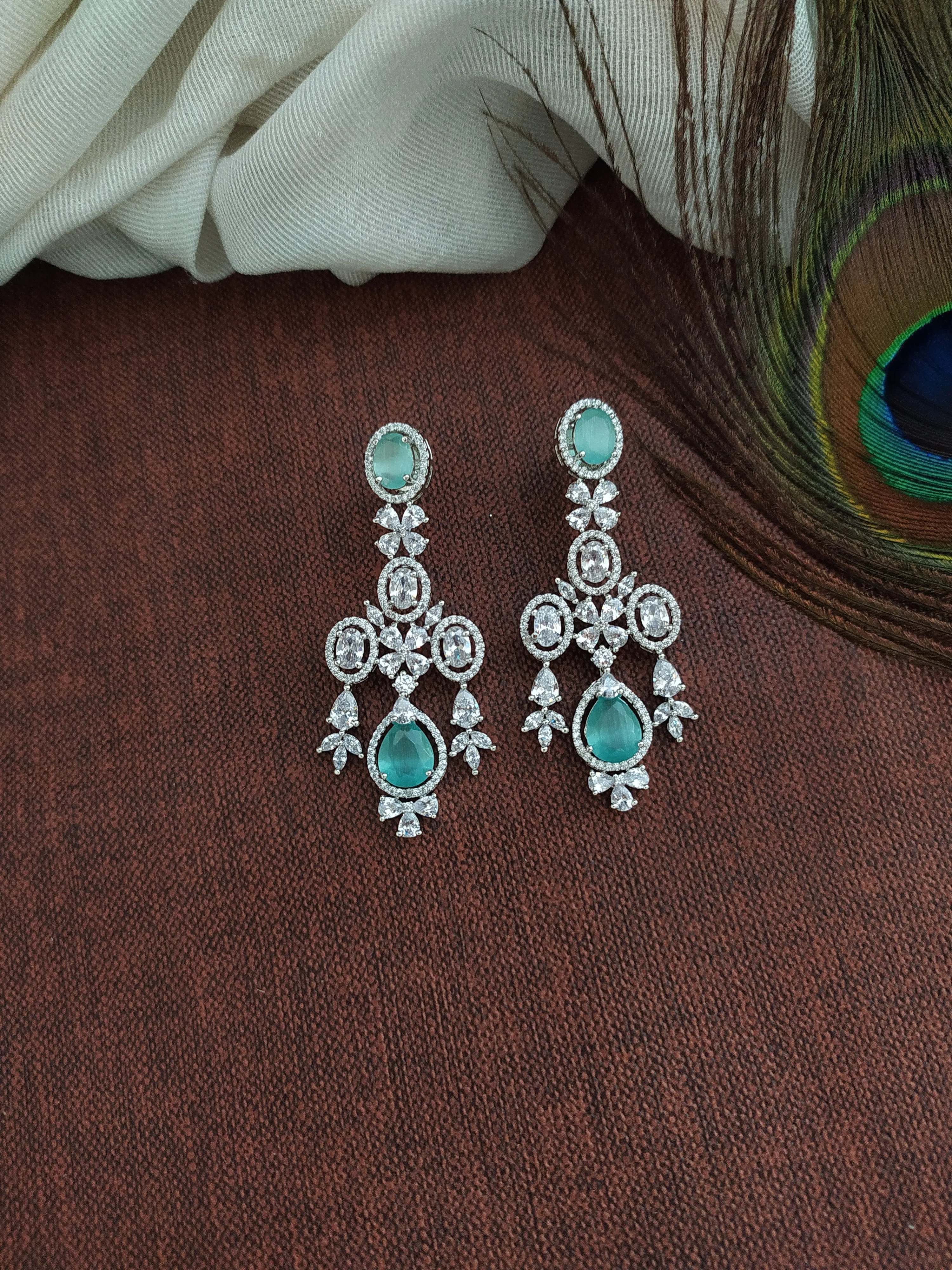 Pear and Oval Shaped Stones Zircon Necklace Set