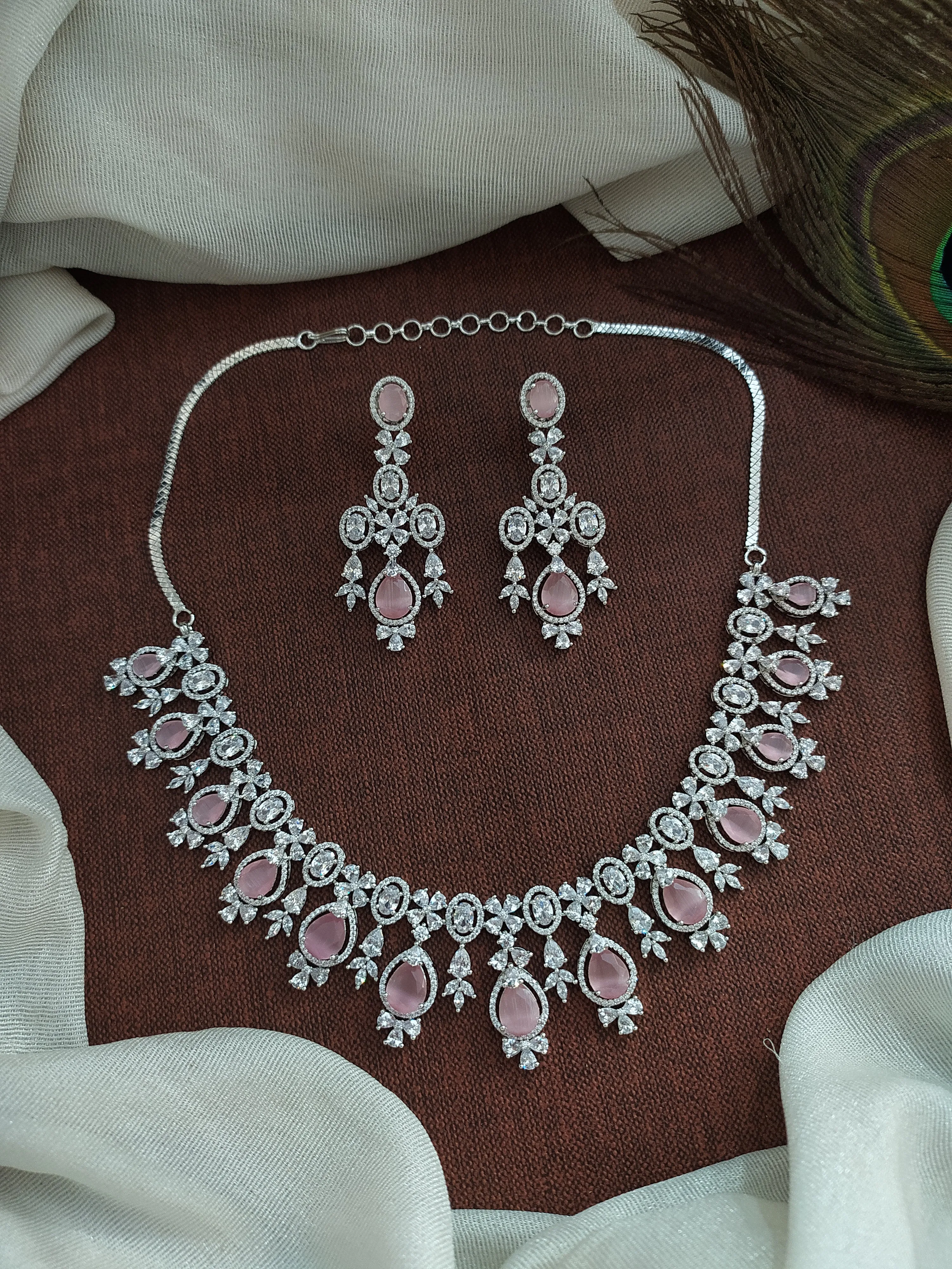 Pear and Oval Shaped Stones Zircon Necklace Set