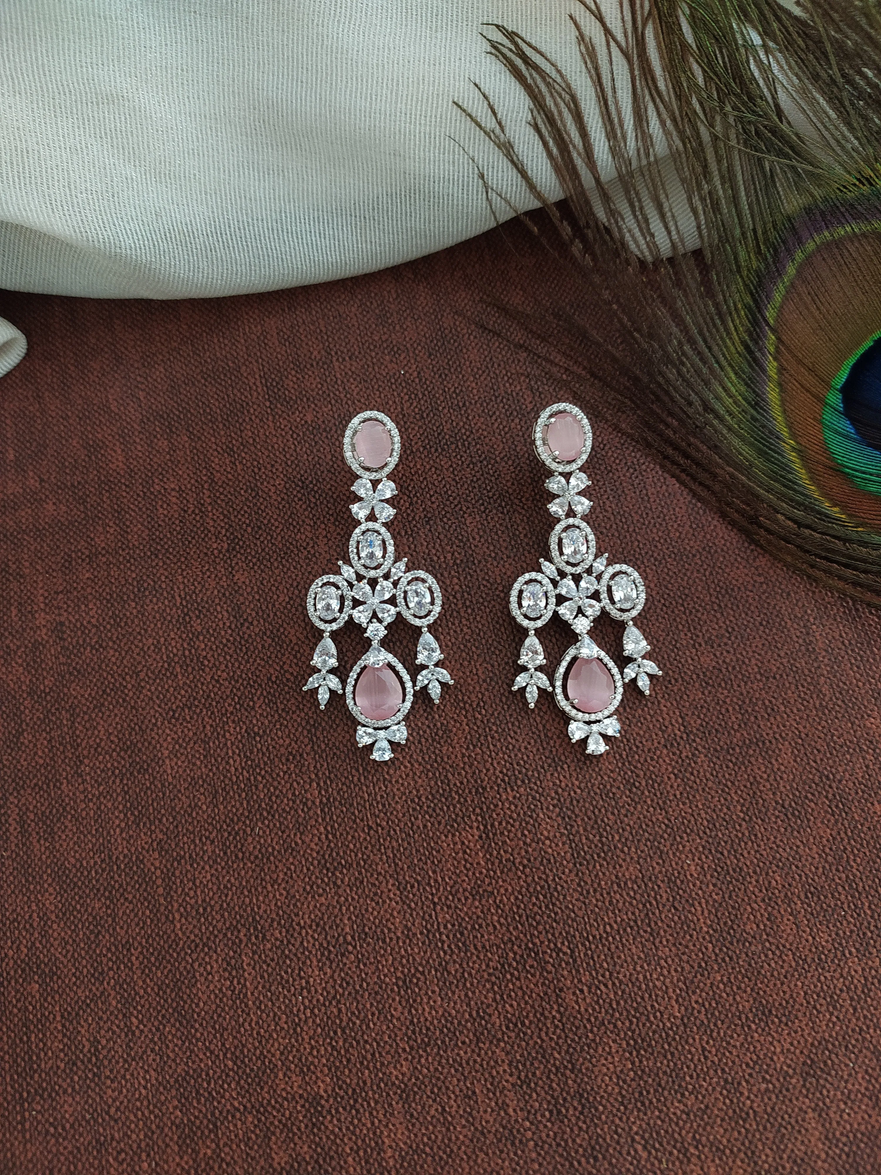 Pear and Oval Shaped Stones Zircon Necklace Set