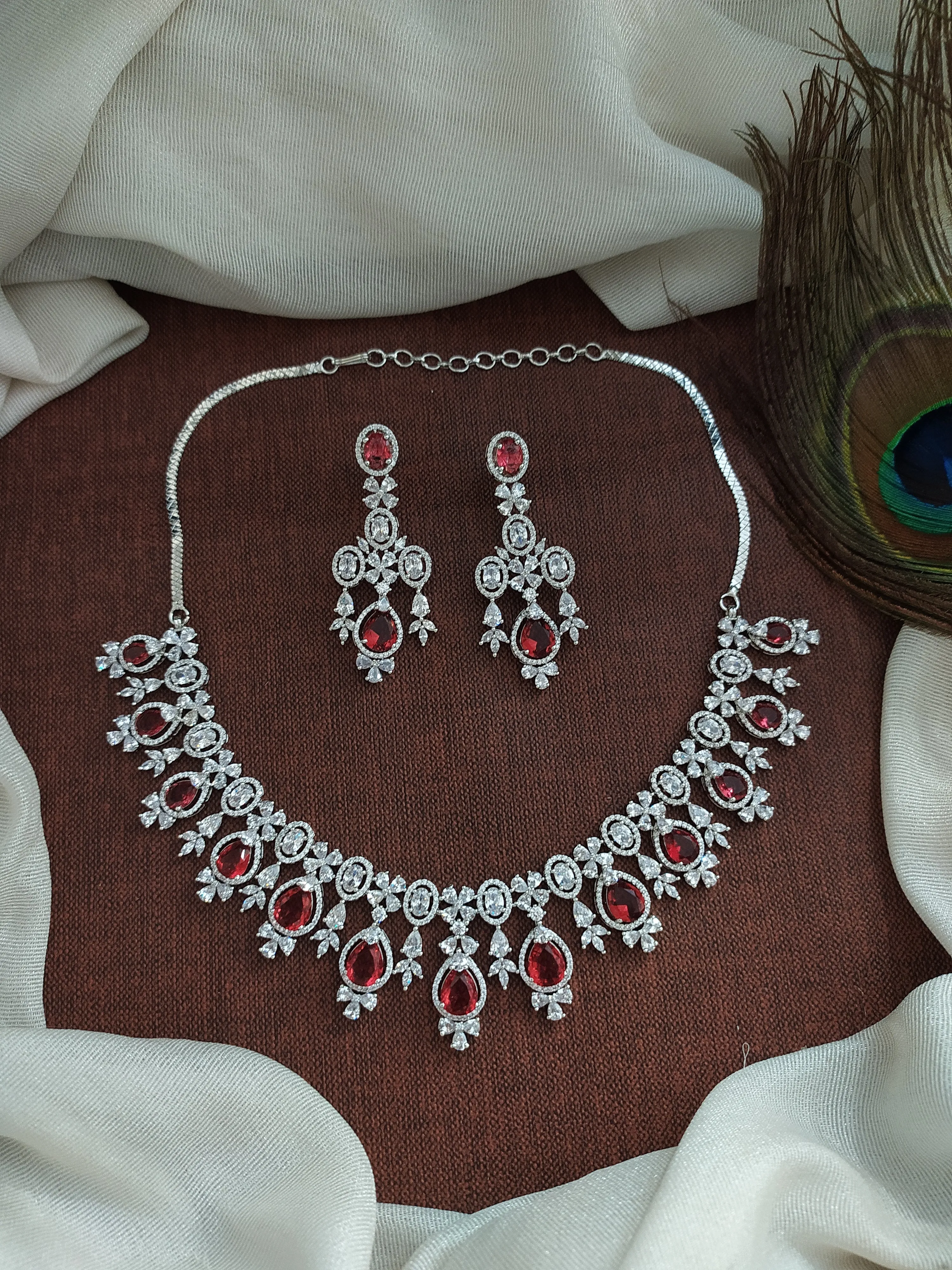 Pear and Oval Shaped Stones Zircon Necklace Set