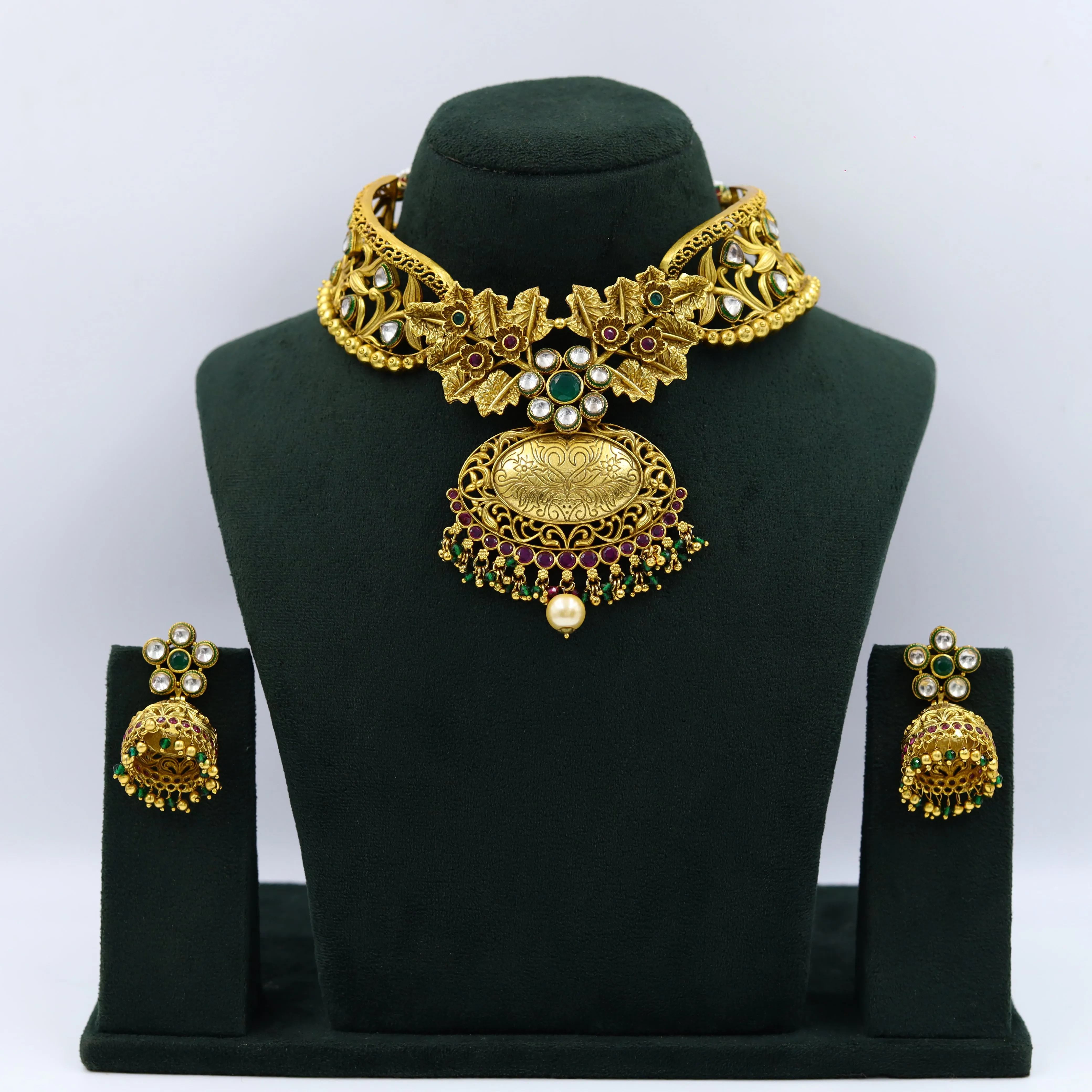 Ruby Green Gold Look Choker Set 4525-8590