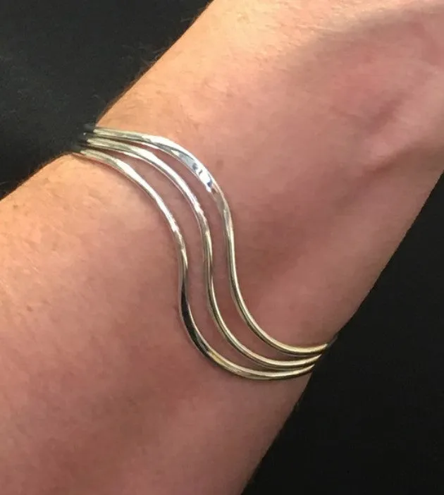 Silver Triple Band Wave Bangle