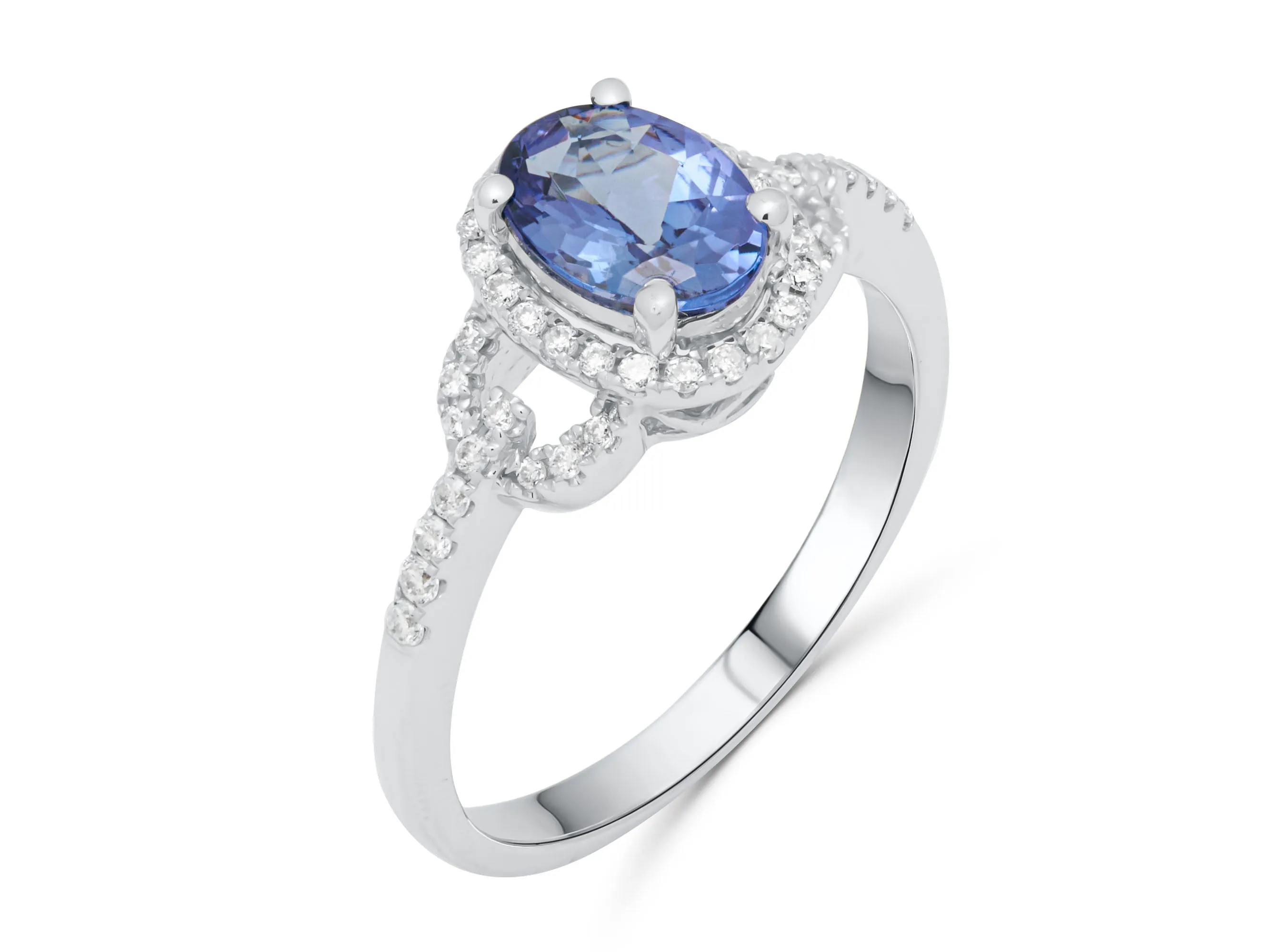 Tanzanite Oval Cut English Style Ring