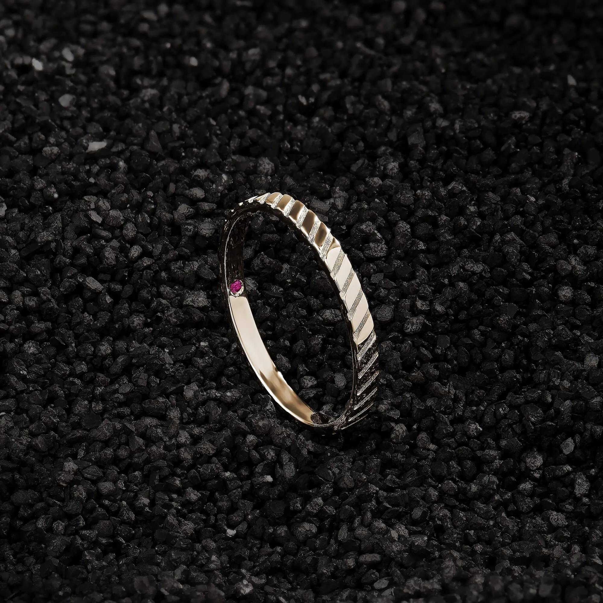 Twined Band Ring in Gold